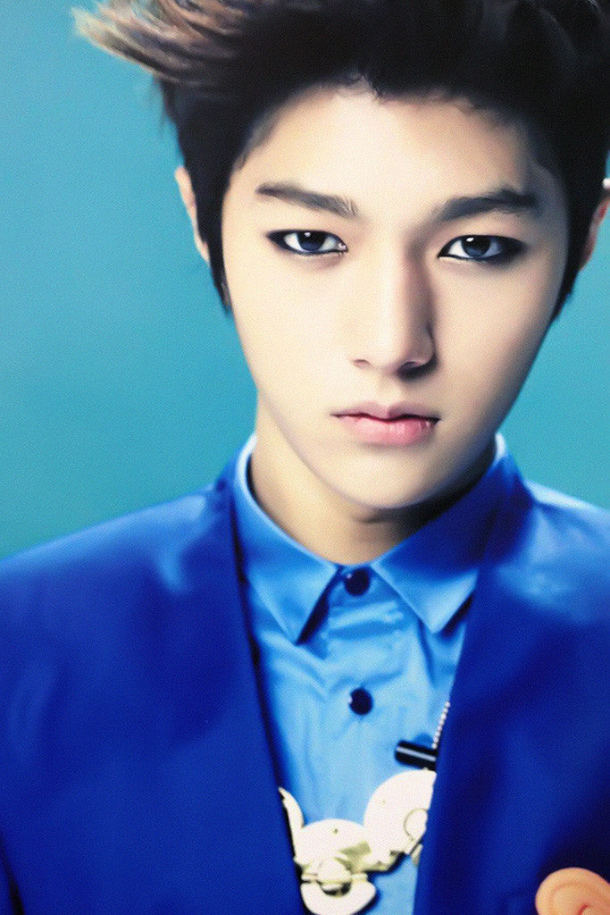 L Infinite K-pop Poster