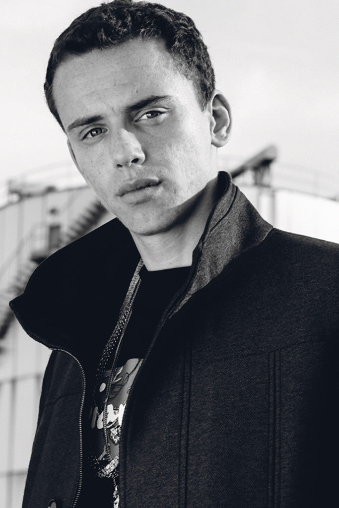 Logic Rapper (16/20) Canvas Poster